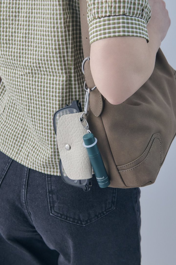 マット レザー ライク グラス ホルダー