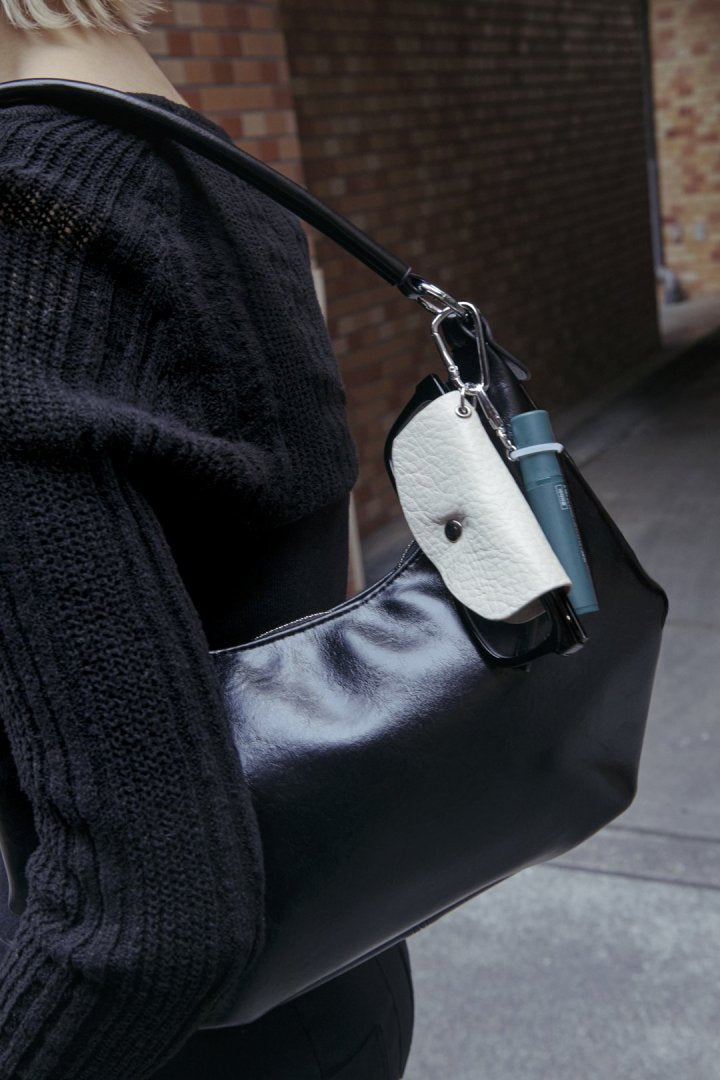 マット レザー ライク グラス ホルダー