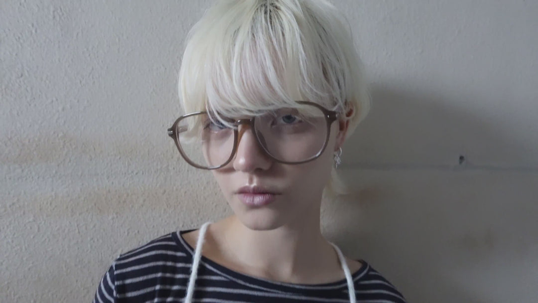 カラー ブルーム ピアス