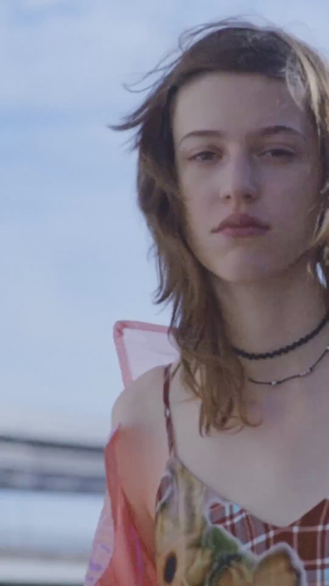 ブラック スレッド ドット チョーカー