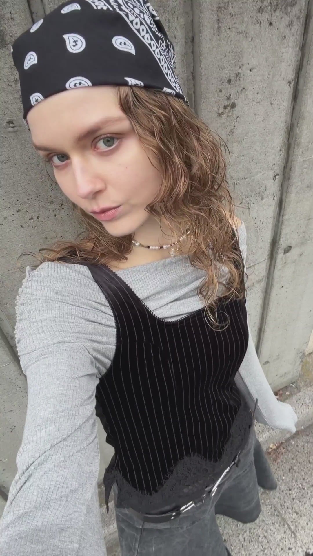 マルチ ビーズ ネックカフ