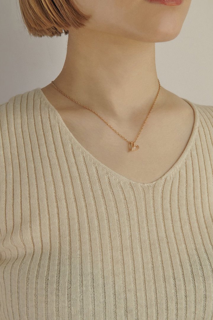 クリア × メタル ミニマム ハート ネックレス – GOLDY Onlinestore